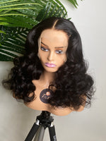 Load image into Gallery viewer, 18” Zara 13x4 Lace Frontal Wig
