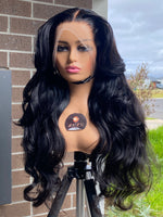 Load image into Gallery viewer, 26” 13x4 Lace Frontal Wig
